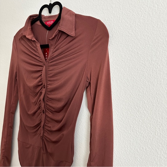 NWT Guess Brown Ruched Collared Long Sleeve Snap Button Closure Bodysuit Size XS - Picture 4 of 9